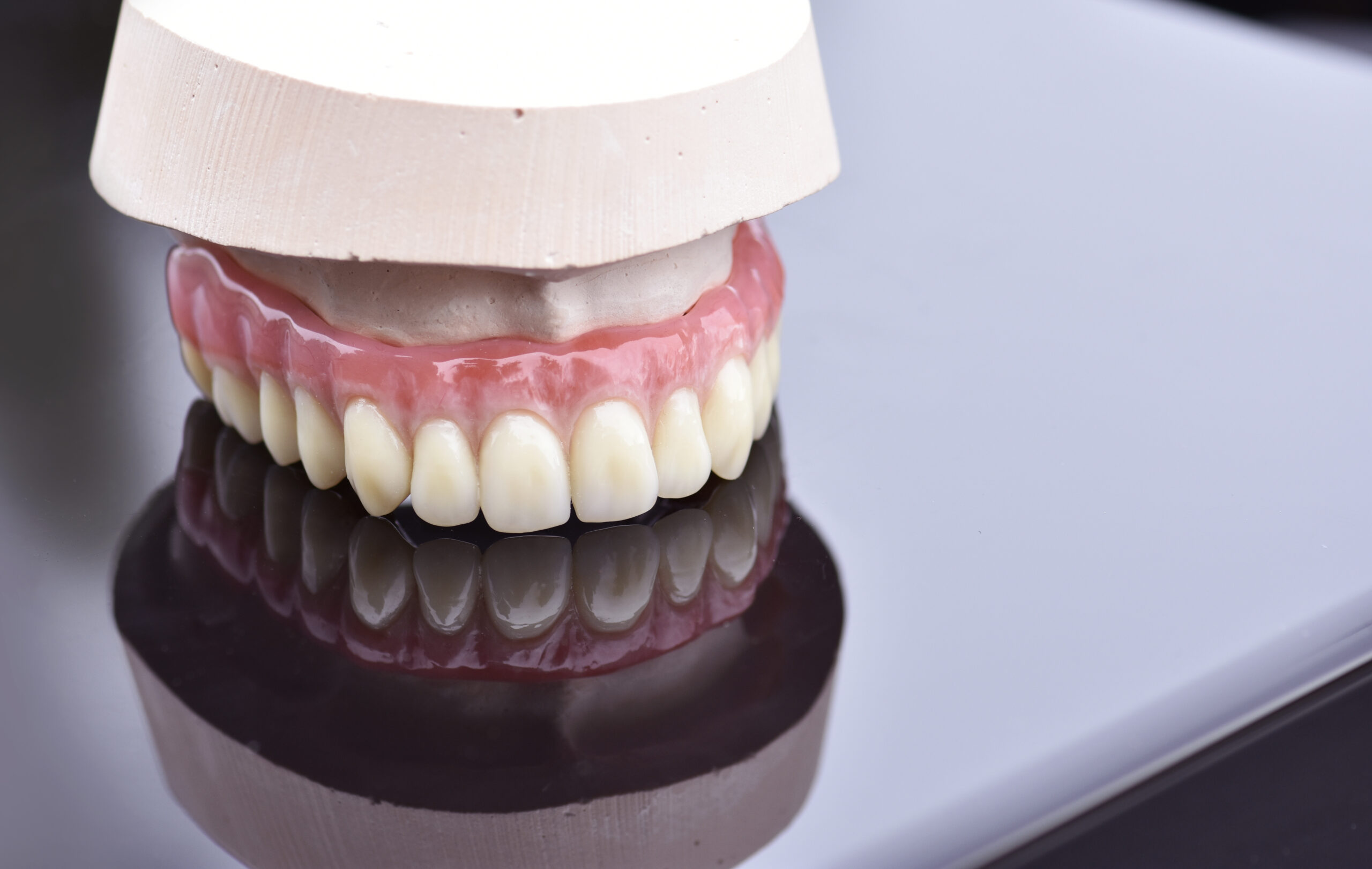 Cosme Prosthetics – Dental Laboratory, San Jose.CA (408) 645-5292